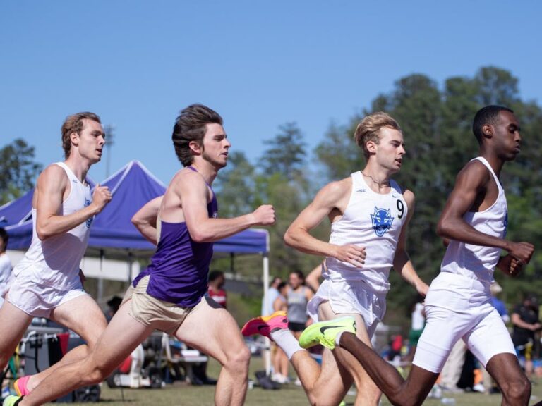 how-far-do-cross-country-runners-run_1753711831