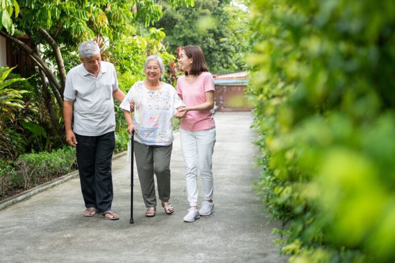 how-long-does-it-take-to-walk-normally-after-hip-fracture_1753708012